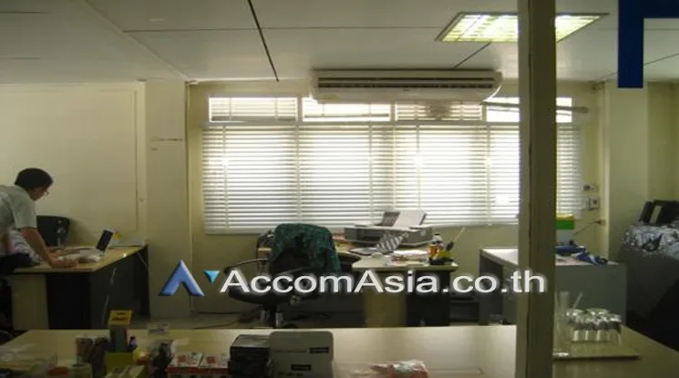 unit Office space For Rent in Silom, Bangkok  near BTS Chong Nonsi (AA12679)
